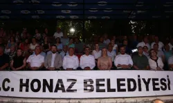 Honaz’da Kiraz Festivali Coşkusu: 47. Yıl Renkli Görüntülerle Kutlandı