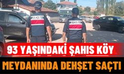 93 Yaşındaki Şahıs Köy Meydanında Dehşet Saçtı: 3 Kişi Yaralandı