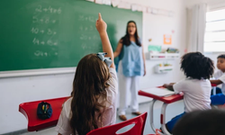 Birinci sınıf öğretmenleri belli oldu mu? Kura sonuçları için tarih netleşti