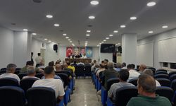 AK Parti’den Mahalle Ve Köy Başkanları Toplantısı