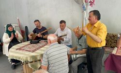 Depremzede Saadet Teyze Isparta'da Yaralarını Sardı