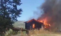 Eğirdir’de Yangın Paniği: Müstakil Ev Alevlere Teslim Oldu