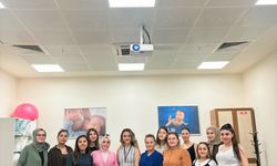 Isparta Şehir Hastanesi'nde Gebe Okulu Mezunlarını Vermeye Devam Ediyor