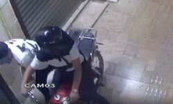 Isparta Üzüm Çarşısı’nda Gece Yarısı Bakır Hırsızlığı Kamerada