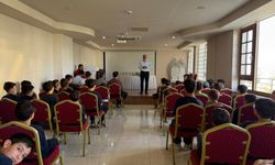 Öğrenciler Kur’an-I Kerim Okumanın Sevincini Müftü İle Paylaştı