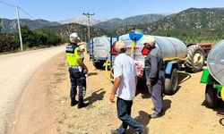 Eğirdir’de Traktör Sürücülerine Trafik Semineri Düzenlendi