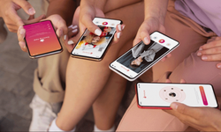 Tinder’da Kız Arkadaşını “İş Fırsatına” Çeviren Adamın Hikayesi Sosyal Medyada Tartışma Yarattı
