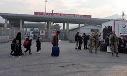 Türkiye’de gönüllü geri dönüş yapan Suriyeli sayısı açıklandı