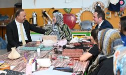 Vali Abdullah Erin, Gelendost’ta El Emeği Ürünleri İnceledi