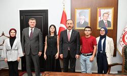 Vali Erin, Stajlarını Tamamlayan Öğrencilerle Buluştu