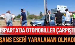 Isparta’da Otomobiller Çarpıştı, Şans Eseri Yaralanan Olmadı