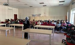 SDÜ Tıp Fakültesi Öğrencilerine Afet Farkındalık Eğitimi
