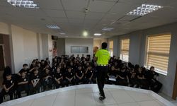 Isparta’da öğrencilere trafik eğitimi verildi