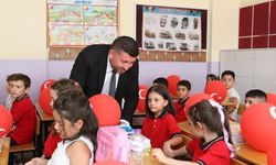 Isparta’da Minikler İlk Ders Zilinin Heyecanını Yaşadı