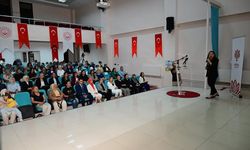 Isparta’da Gönül Elçileri Koruyucu Aile Programı Düzenlendi