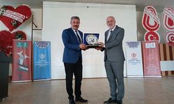 Şarkikaraağaç’ta Mevlid-i Nebi Haftası Konferansı Düzenlendi