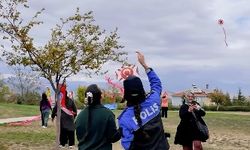 Isparta’da Özel Gereksinimli Çocuklara Uçurtma Şenliği