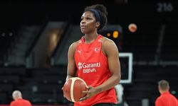 Fenerbahçe Opet’ten yeni transfer: Teaira McCowan kadroya katıldı