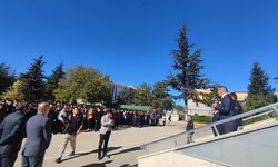Isparta’da Öğrencilere Deprem Tahliye Tatbikatı Yapıldı
