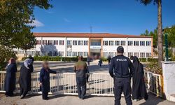 Isparta’da okul önlerinde asayiş denetimi gerçekleştirildi