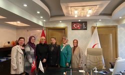 Meme Kanseri Farkındalık Ayı’nda KANSEV Umut Dağıttı