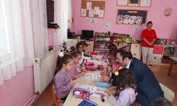 Kaymakam Gürbüz, Minik Öğrencilerle Bir Araya Geldi