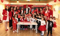 Minikler 29 Ekim Coşkusunu Doyasıya Yaşadı