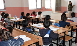 MEB Duyurdu: Pazartesi Günü Tüm Okullarda Sirenler Çalacak! Öğrenciler Tahliye Edilecek
