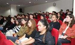SDÜ’de ÜNİDES Bilgilendirme Toplantısı Gerçekleştirildi