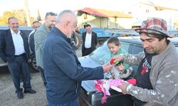 Başkan Başdeğirmen, evi yanan aileyi ziyaret etti