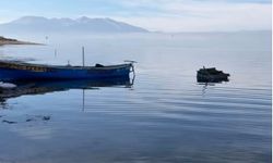 Eğirdir Gölü’nde makrofit örnekleme çalışması gerçekleştirildi