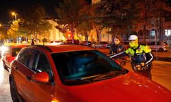 Ekiplerce Yapılan 4 Saatlik Uygulamada Çok Sayıda Araç Denetlendi