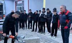 Lise Öğrencilerine Afet Hazırlığı Eğitimi Verildi