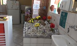 Isparta’da pide yemeye girenler mezarla karşılaşıyor