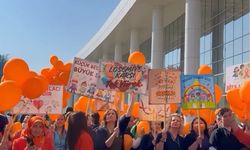 Isparta’da ‘Turuncu Balonlar’ gökyüzüyle buluştu