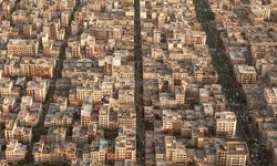 İran’da okullarda yüz yüze eğitime ara verildi