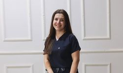 SDÜ mezunu Zeynep Sare Sağbaş, DUS sınavında Türkiye 10’uncusu oldu