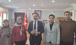 Yenişarbademli’de safran üreticilerinden Kaymakam Gürbüz’e ziyaret