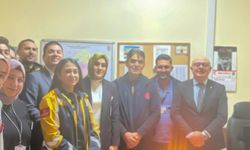 Küçükcoşkun’dan Şarkikaraağaç acil sağlık ekibine ziyaret