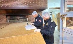 Eğirdir'de zabıtalardan gece operasyonu