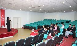 ISUBU Öğrencilerinden Başarılı Sunumlar