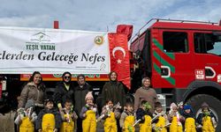 Kırmızı Bağcık Anaokulu Öğrencileri “Yeşil Vatan” İçin Fidan Dikti