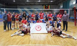 SDÜ Kadın Voleybol Takımı Bölgesel Turnuvada Şampiyon Oldu