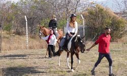 SDÜ Keçiborlu’da Öğrenciler Geleneksel Sporlarla Buluştu