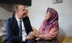 Vali Erin’den şehit annesine duygulandıran ziyaret