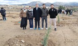 MAKÜ’de 20. yılda 20 bin fidan hedefi için 1000 fidan daha toprakla buluştu