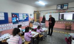 Çarıksaraylar’da Öğrencilere Kitap Hediyesi
