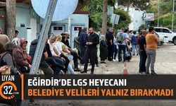 Eğirdir Belediyesi'nden LGS Velilerine Anlamlı Destek: Çay İkramı