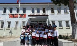 Gelendost'ta Köy Okullarında Karne Sevinci Yaşandı