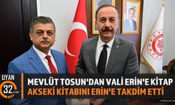 Mevlüt Tosun'dan Vali Erin'e Ahmet Hamdi Akseki Kitabı Takdimi